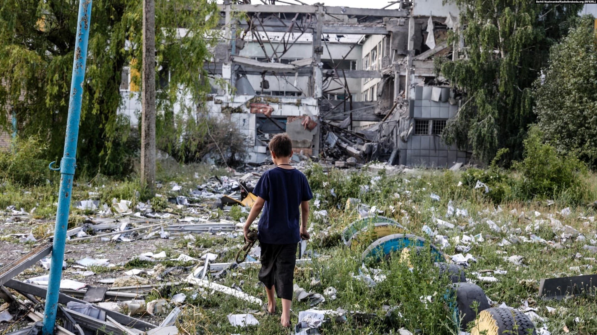 destroyed school in Bakhmut
