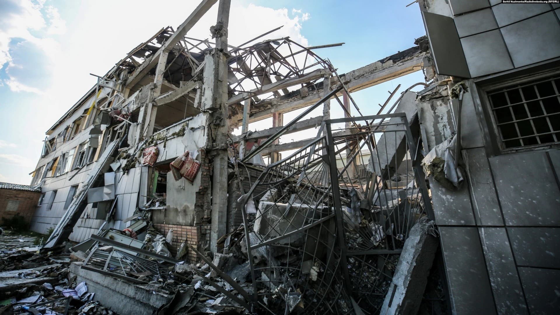 destroyed school in Bakhmut