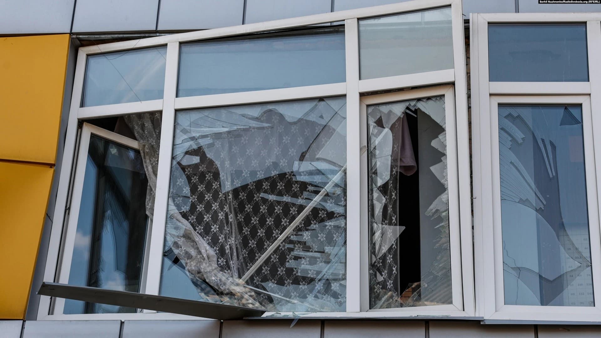 destroyed school in Bakhmut