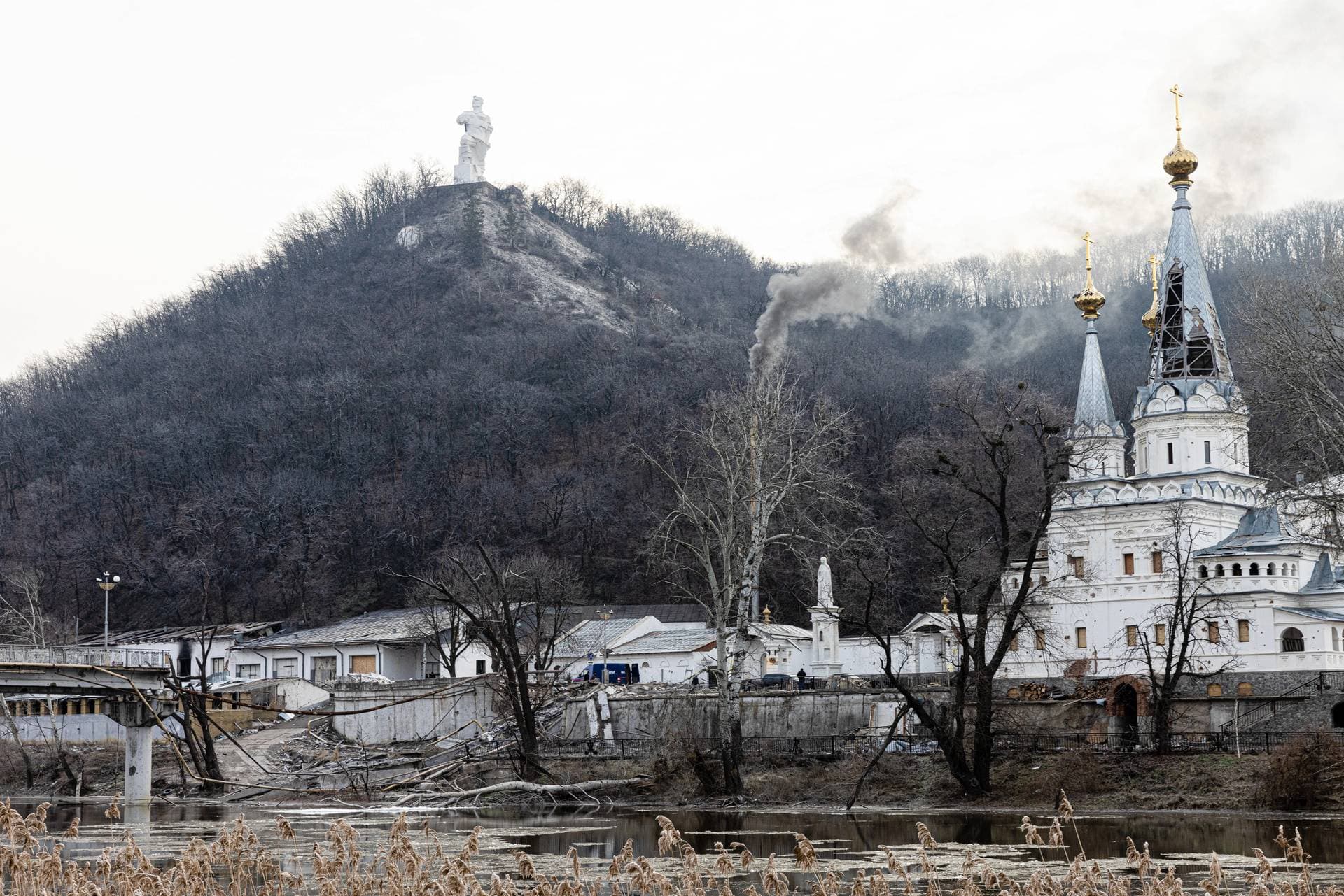 Sviatohirsk is now war-battered and nearly empty, and the town's residents are struggling to find ways to survive the winter