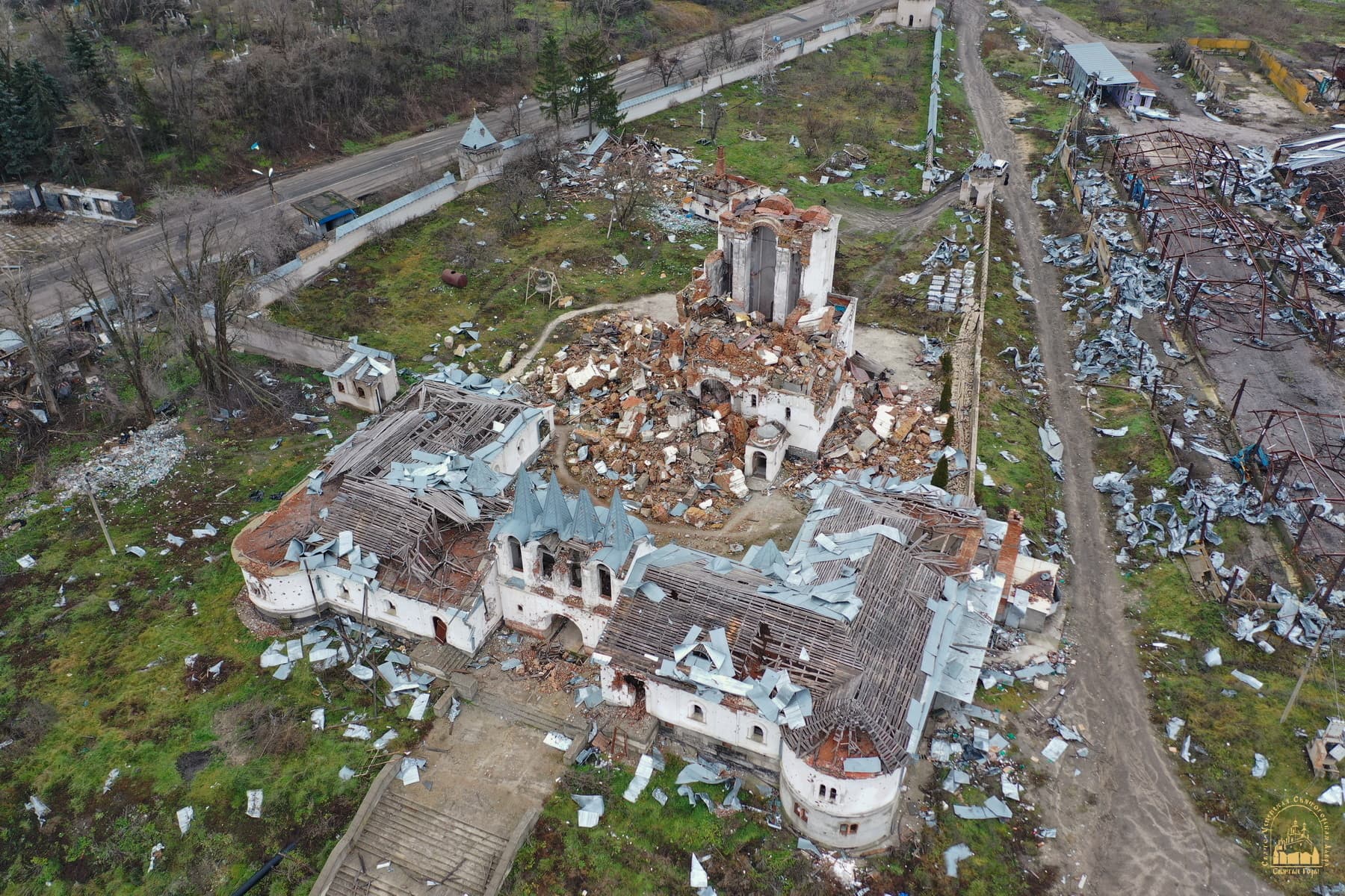the skete of the Svyatogorsk Lavra in the village of Bohorodychne in Donetsk region