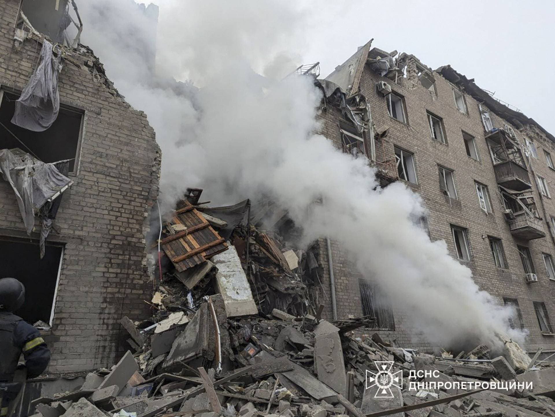 An apartment building hit by a Russian missile strike in Kryvyi Rih, Dnipropetrovsk Region, Ukraine, November 11, 2024.