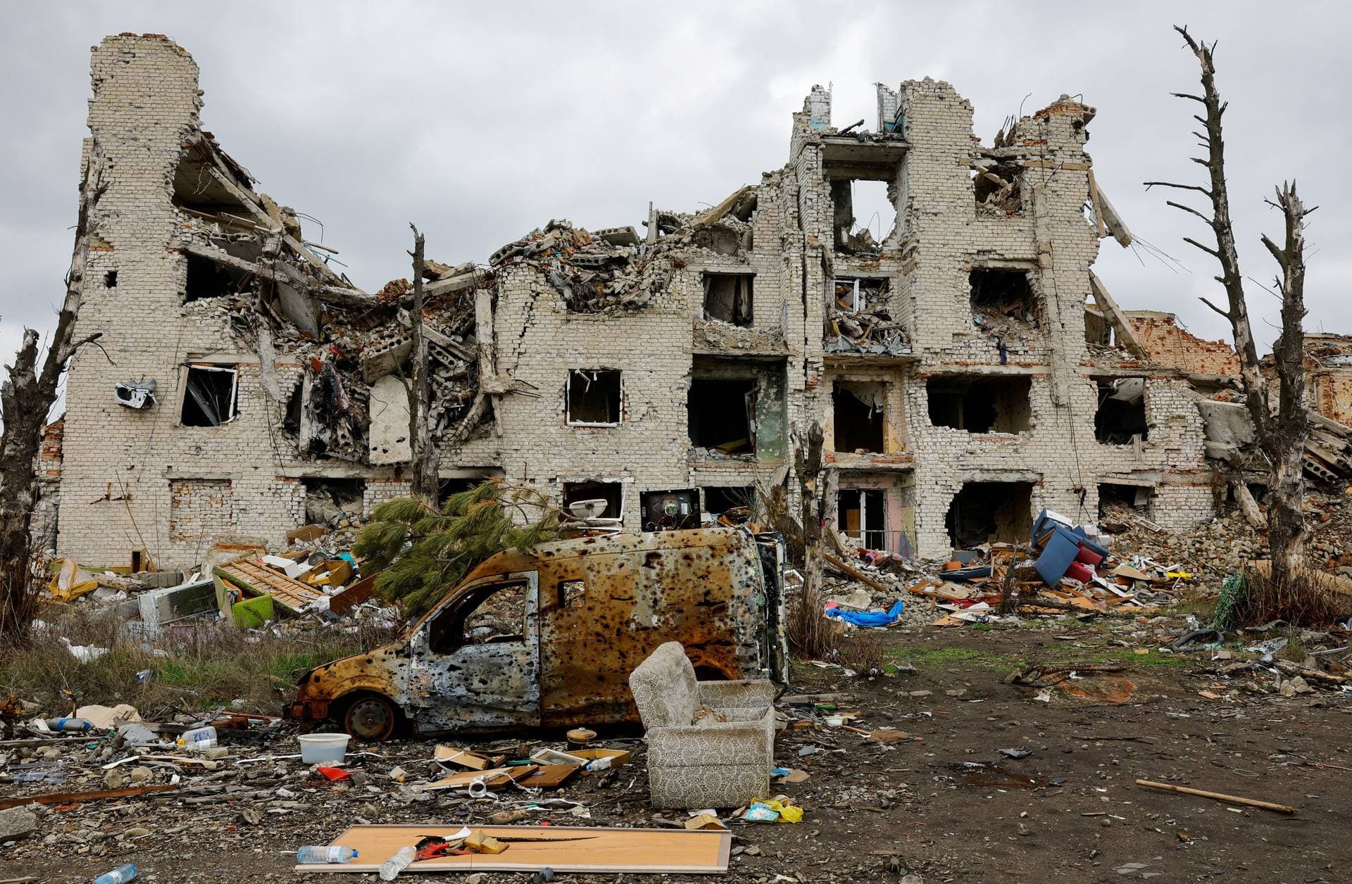 Ruins of a building in the abandoned town of Marinka