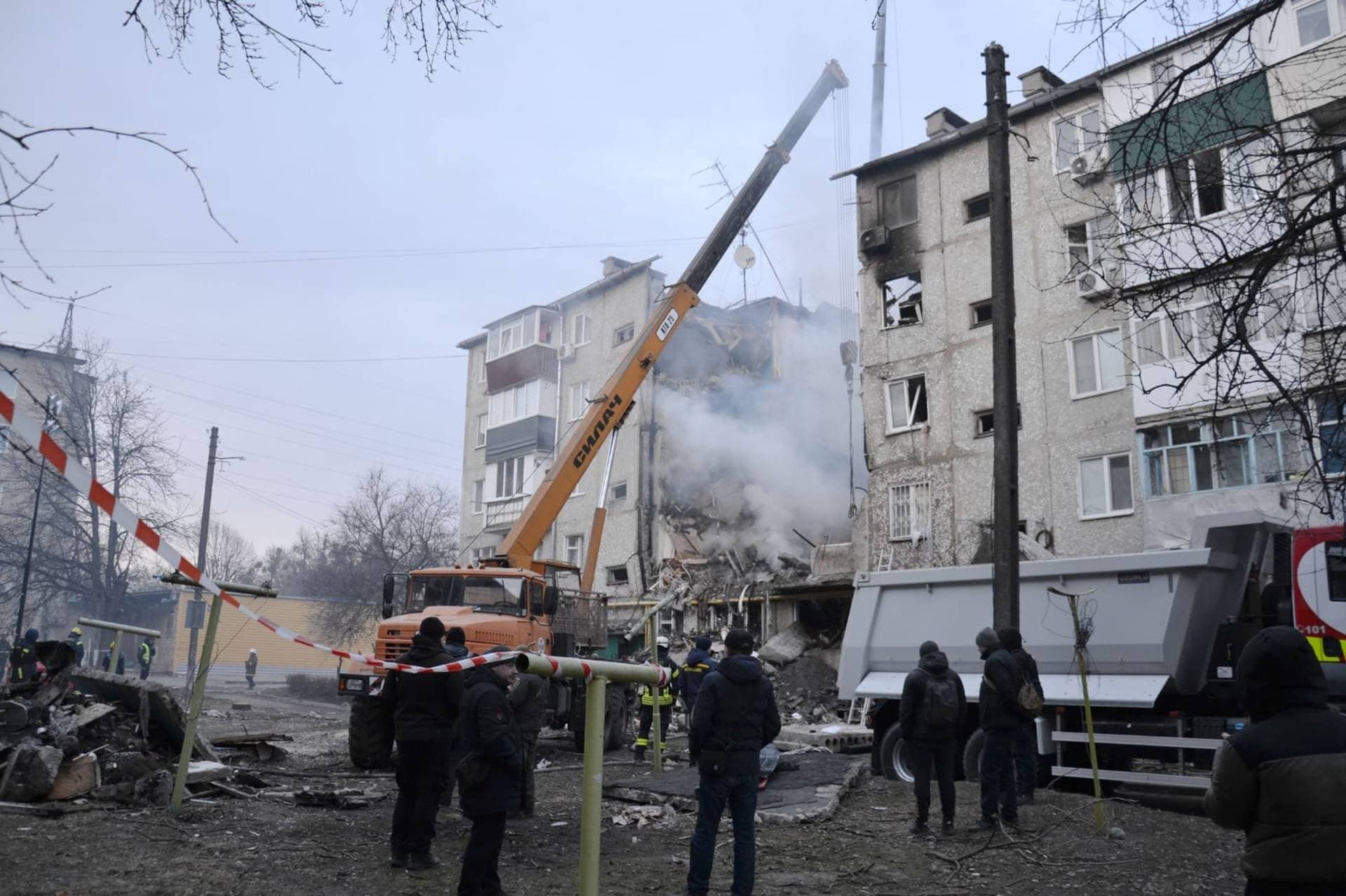 The aftermath of the Russian attack on an apartment building in Sumy on 13 March