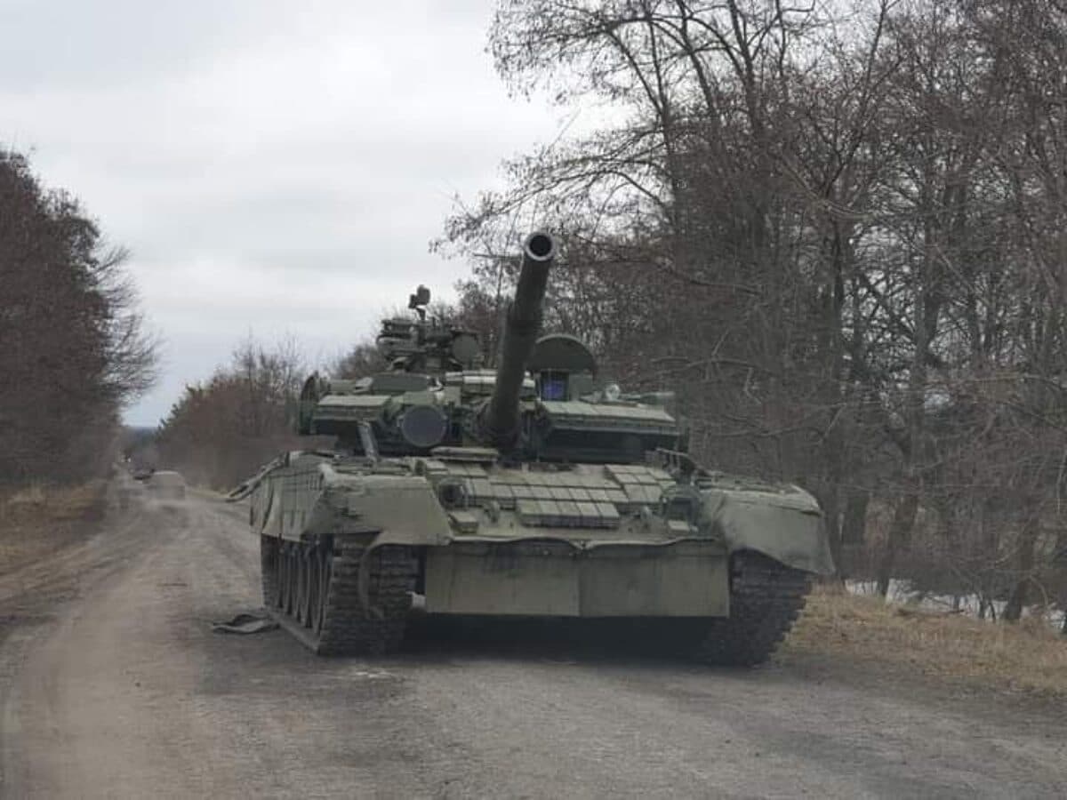 Abandoned and destroyed military equipment of the Kantemirovskaya division near the town of Trostyanets